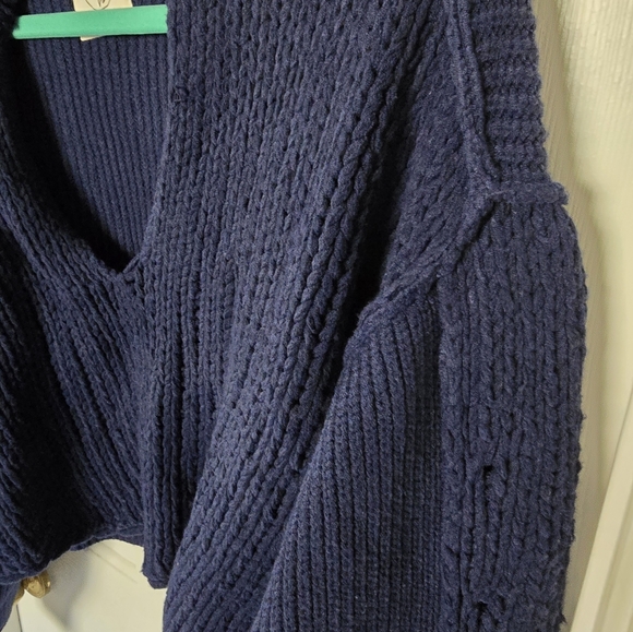 Free People sweater - Picture 3 of 6